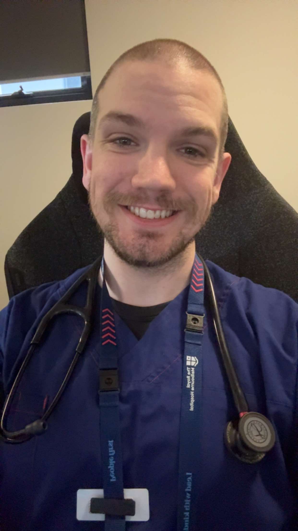 Dan — University of Melbourne MD student and Australian medical entrance tutor specialising in MMI, CASPer and GAMSAT Section II